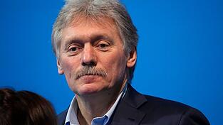 Kremlsprecher Dmitri Peskow k&uuml;ndigt nach Kritik einer Bloggerin an den Zust&auml;nden in Russland Arbeit an Problemen an. (Archivbild)