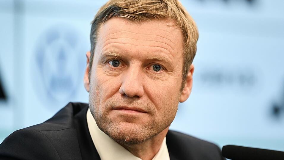 Einer der Verhandler: DFB-Generalsekretär Holger Blask. (Archivbild) Einer der Verhandler: DFB-Generalsekretär Holger Blask. (Archivbild)