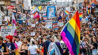 Rund 300.000 Menschen feierten zuletzt in M&uuml;nchen den Christopher Street Day. (Archivbild)