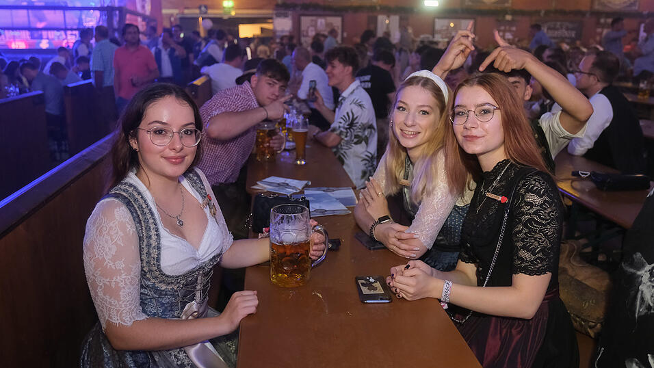 Die Partybilder vom Dienstag, 15. August 2023, aus dem Festzelt Wenisch. Die Partybilder vom Dienstag, 15. August 2023, aus dem Festzelt Wenisch.