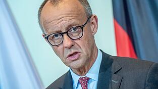 Kanzler Merz hält seine Entscheidung weiter für richtig. (Archivbild)
