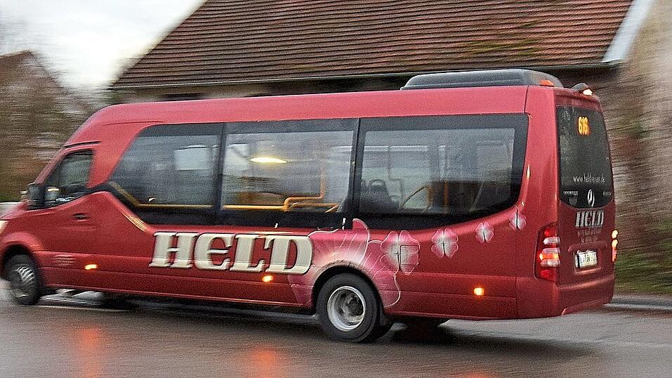 Den Schul- und Linienverkehr des Busunternehmens Held &uuml;bernimmt k&uuml;nftig M&uuml;ckenhausen Bus.