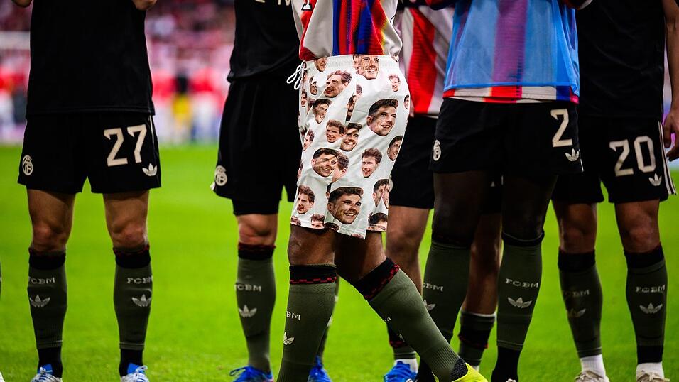 Diese Hose sorgte beim Jubel der Bayern f&uuml;r Aufsehen.
