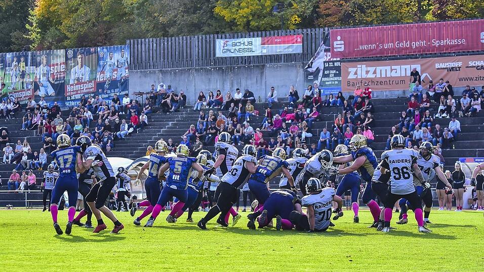 Bilder vergangener Tage: Das Interesse bei den Spielen der Raiders war immer gro&szlig;.