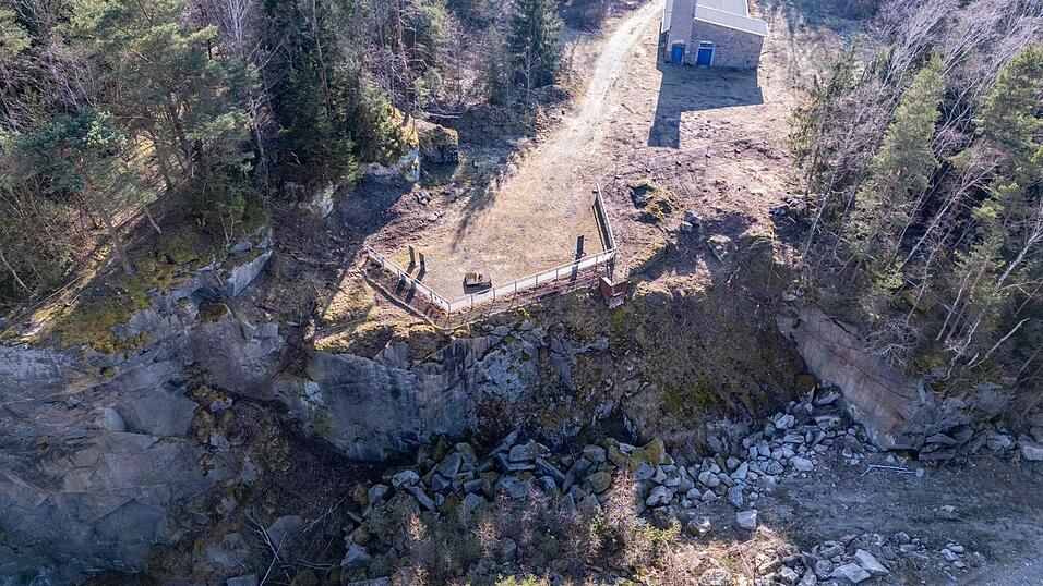 In Flossenbürg mussten viele Häftlinge unter schlimmsten Bedingungen im Steinbruch arbeiten. (Archivbild) In Flossenbürg mussten viele Häftlinge unter schlimmsten Bedingungen im Steinbruch arbeiten. (Archivbild)