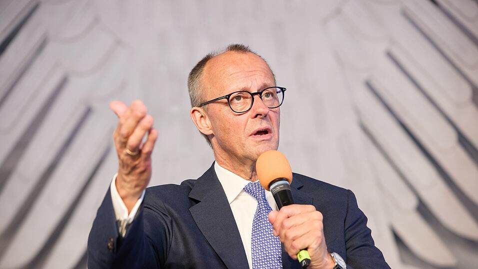In diesem Jahr wird Friedrich Merz als Bundeskanzler die Rede bei der zentralen Feier zum Tag der Deutschen Einheit halten. (Archivbild)