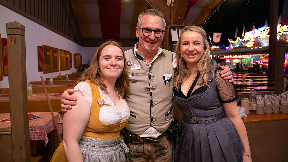 Die Partybilder vom Sonntag, 17. August, aus dem Festzelt Krönner. Die Partybilder vom Sonntag, 17. August, aus dem Festzelt Krönner.