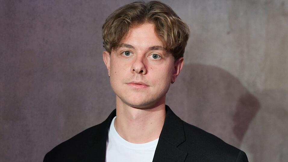 Content Creator Jonas Ems greift im Netz gesellschaftsrelevante Themen auf.