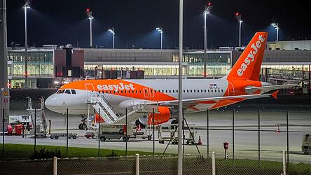 Der britische Billigflieger Easyjet k&ouml;nnte von einem US-Investor &uuml;bernommen werden.
