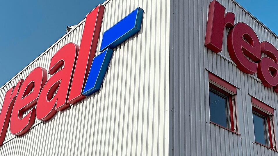 Ab der kommenden Woche prangt am Gebäude der Kaufland-Schriftzug. Ab der kommenden Woche prangt am Gebäude der Kaufland-Schriftzug.