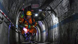 Die Rettungsarbeiten im Zuge von Chinas verheerendstem Minenungl&uuml;ck seit &uuml;ber 16 Jahren sind nach wie vor im Gange.
