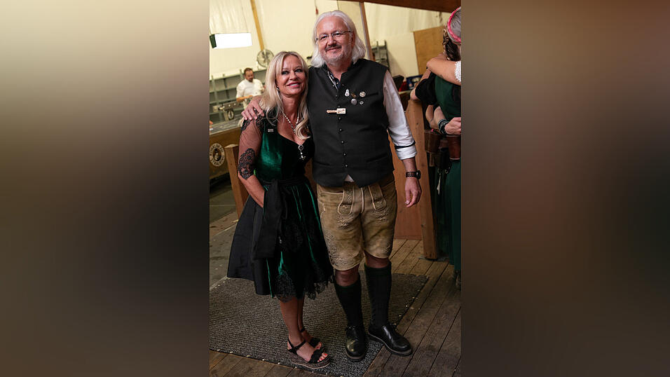 Die Partybilder vom Sonntag, 17. August, aus dem Festzelt Weckmann. Die Partybilder vom Sonntag, 17. August, aus dem Festzelt Weckmann.