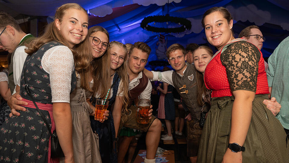 Die Partybilder vom Samstg, 19. August 2023, aus dem Festzelt Reisinger. Die Partybilder vom Samstg, 19. August 2023, aus dem Festzelt Reisinger.