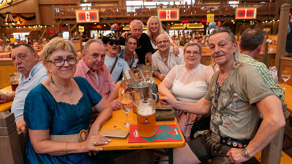 Die Partybilder vom Montag, 12. August 2024, aus dem Festzelt Kr&ouml;nner.