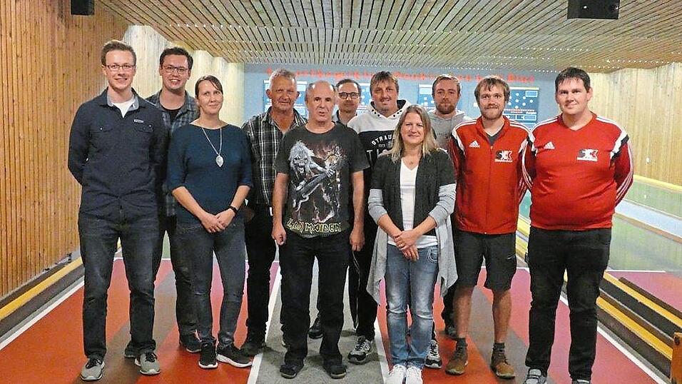 Mit diesem jungen Führungsteam geht der SKK Neukirchen in die nächsten Jahre. Mit diesem jungen Führungsteam geht der SKK Neukirchen in die nächsten Jahre.