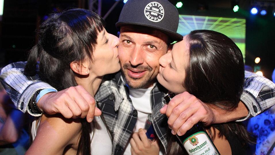 Auf der Eskara &Uuml;30-Party in Essenbach war wieder viel los.