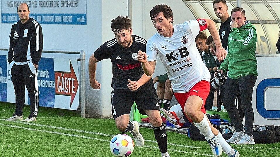 Als Kapitän der Chamer läuft im Heimspiel am Dienstag erneut Marco Faltermeier (r.) auf.