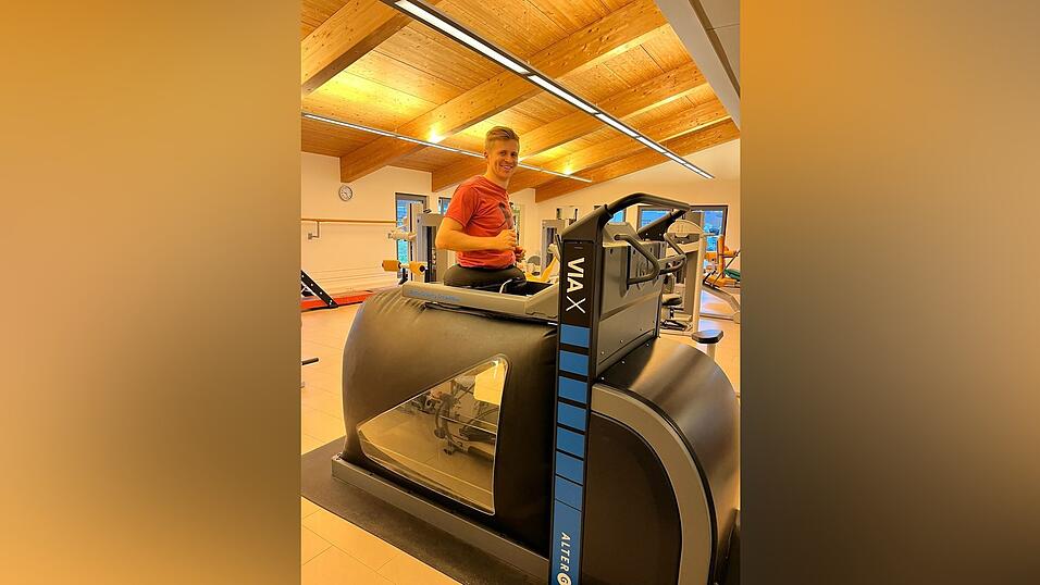 Schritt für Schritt: Andreas Schwarz arbeitet in der Reha täglich an seinem Comeback. Schritt für Schritt: Andreas Schwarz arbeitet in der Reha täglich an seinem Comeback.