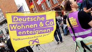 2021 hatte sich eine Mehrheit bei einem Volksentscheid für die Vergesellschaftung großer Wohnungsunternehmen ausgesprochen. (Archivbild) 2021 hatte sich eine Mehrheit bei einem Volksentscheid für die Vergesellschaftung großer Wohnungsunternehmen ausgesprochen. (Archivbild)