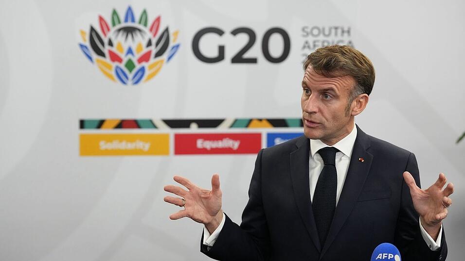 Emmanuel Macron äußerte sich zu militärischen Sicherheitsgarantien. (Archivbild) Emmanuel Macron äußerte sich zu militärischen Sicherheitsgarantien. (Archivbild)