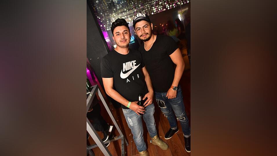 Schickes Parytvolk im Stars am Samstag in Landshut