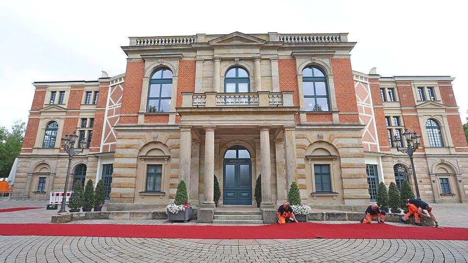 Die Gedenkveranstaltung soll im Festspielhaus stattfinden. (Archivbild) Die Gedenkveranstaltung soll im Festspielhaus stattfinden. (Archivbild)