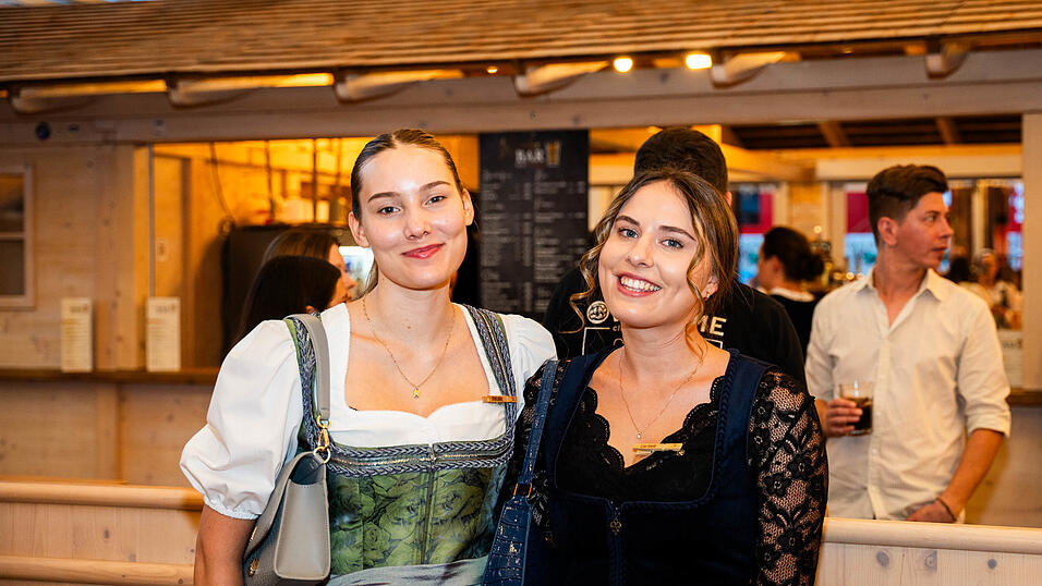 Die Partybilder vom Sonntag, 16. August, aus dem Festzelt Reisinger. Die Partybilder vom Sonntag, 16. August, aus dem Festzelt Reisinger.