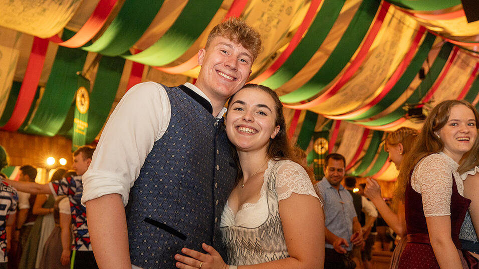 Die Partybilder vom Freitag, 9. August 2024, aus dem Festzelt Weckmann. Die Partybilder vom Freitag, 9. August 2024, aus dem Festzelt Weckmann.