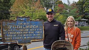 Das St&auml;dtchen Sleepy Hollow ist f&uuml;r Halloween-Fans wie Judith und Andreas Stocker ein Muss - auch wenn der &ouml;rtliche Friedhof &uuml;berlaufen ist.