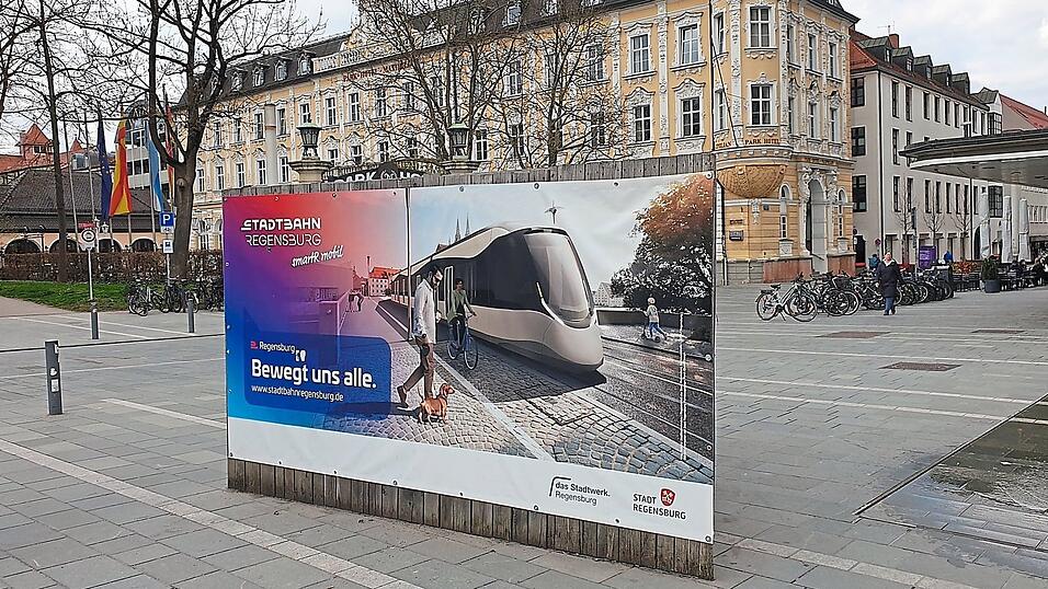 Bis zum Bürgerentscheid sind es noch zehn Wochen. Bis dahin wollen die Befürworter das Projekt Stadtbahn bewerben und informieren. Bis zum Bürgerentscheid sind es noch zehn Wochen. Bis dahin wollen die Befürworter das Projekt Stadtbahn bewerben und informieren.