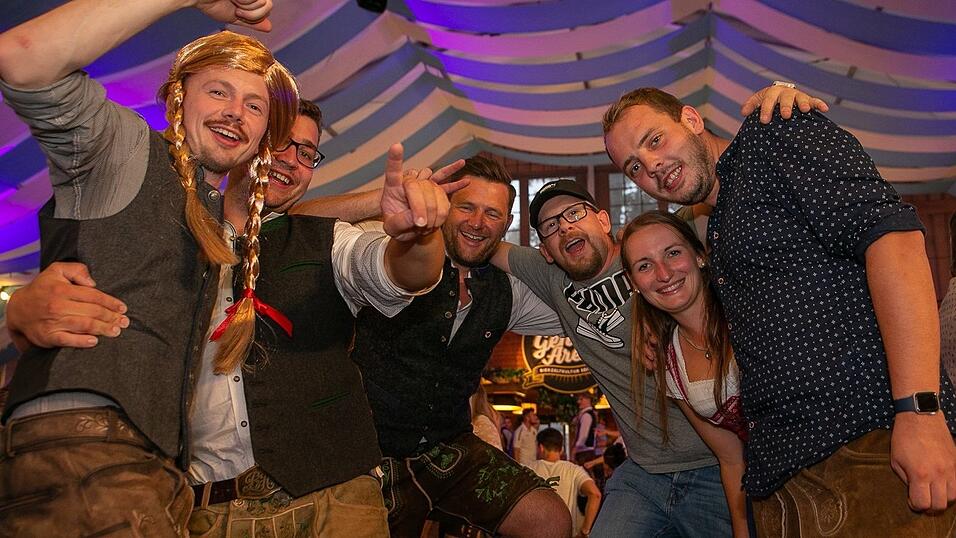 Die Partybilder vom Freitag, 12. August 2022, aus dem Festzelt Wenisch.