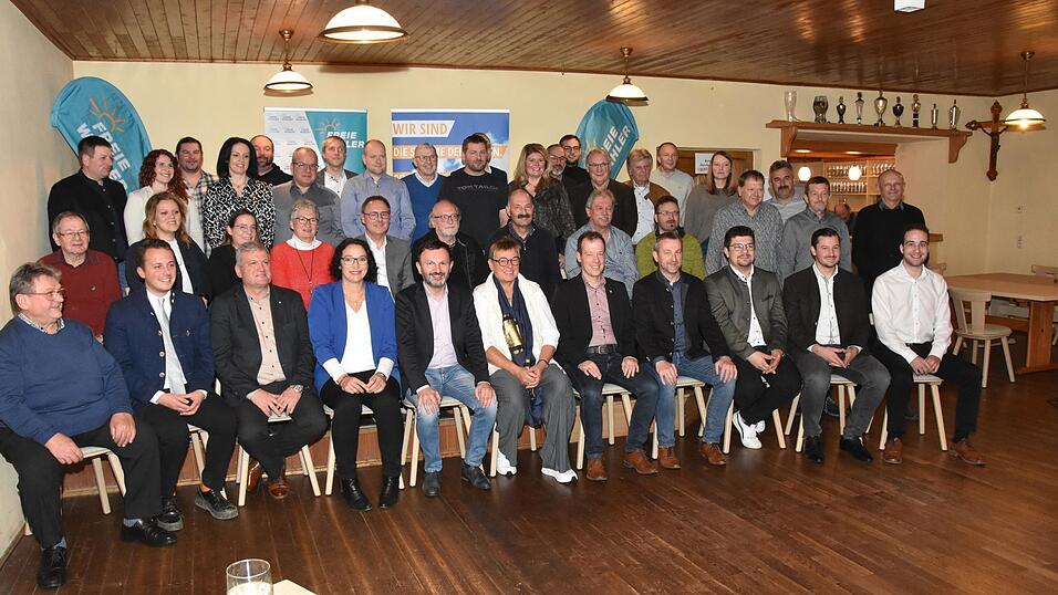 Aufstellungsversammlung: Die Kreistagskandidatinnen und -kandidaten der Liste „Freie Wähler Kötztinger Land“ wurden am Sonntag von 53 Stimmberechtigten gewählt.