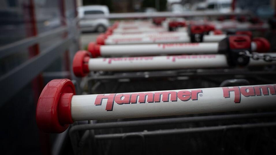 Erst im vergangenen Oktober waren die Hammer-Märkte von einem Investorenkonsortium übernommen worden. Erst im vergangenen Oktober waren die Hammer-Märkte von einem Investorenkonsortium übernommen worden.