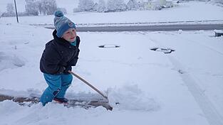 Fleißig wurde am Morgen geschippt. Fleißig wurde am Morgen geschippt.