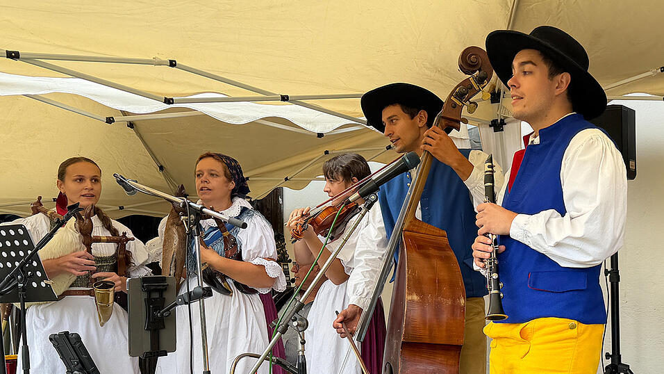 Die tschechische Dudelsack-Kombo „Veselá Dudácká Muzika z Katovic“ Die tschechische Dudelsack-Kombo „Veselá Dudácká Muzika z Katovic“