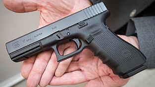 Noch bis 1. Juli k&ouml;nnen im Landkreis Straubing-Bogen unerlaubte Waffen abgegeben werden, ohne strafrechtliche Konsequenzen f&uuml;rchten zu m&uuml;ssen. (Symbolbild)