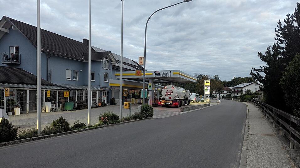Einen Fahrradstreifen zwischen Tankstelle und Bergstra&szlig;e wird es nicht geben.