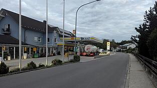 Einen Fahrradstreifen zwischen Tankstelle und Bergstra&szlig;e wird es nicht geben.