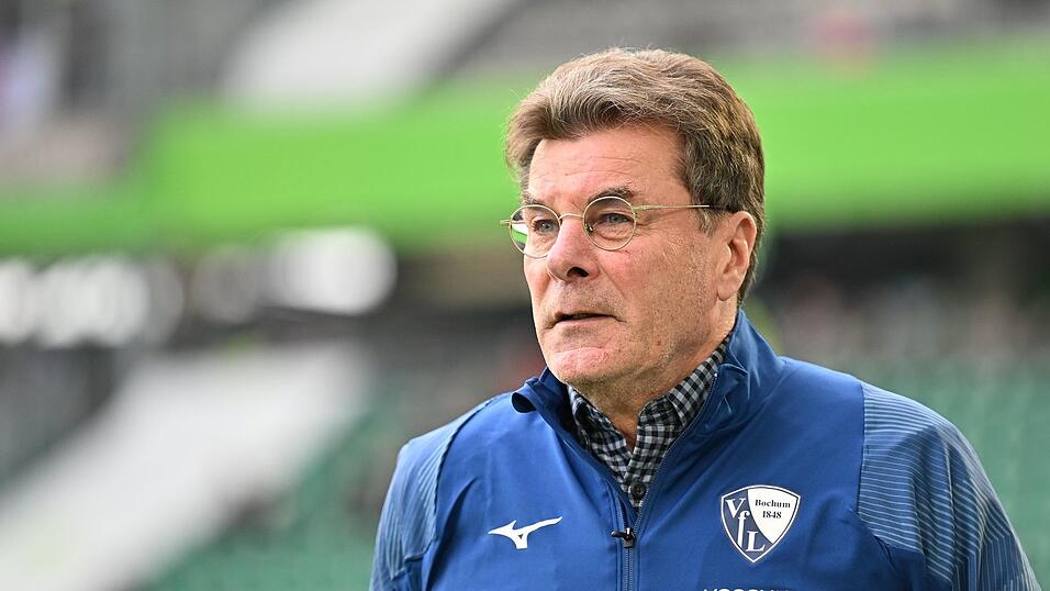 Zurück in Wolfsburg: Bochums Trainer Dieter Hecking.