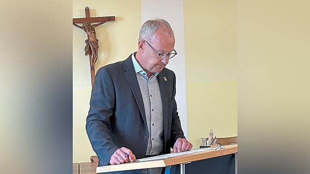Pr&auml;sident Martin Berzl sprach &uuml;ber den vergangenen Fasching.