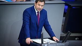 Bundesfinanzminister Lars Klingbeil (SPD) zeigte sich zuletzt offen für eine grundlegende Reform des Sozialstaats.