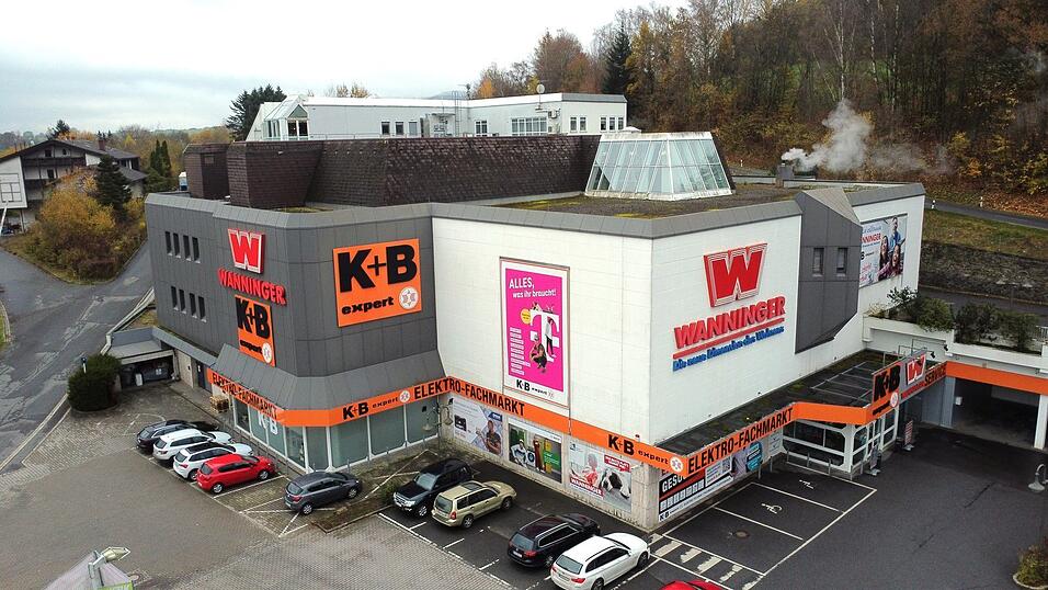 Das M&ouml;belhaus Wanninger in Bad K&ouml;tzting feiert in diesem Jahr 40-j&auml;hriges Bestehen. Mit der Firma K&B hat das Unternehmen einen langfristigen Partner im Boot.