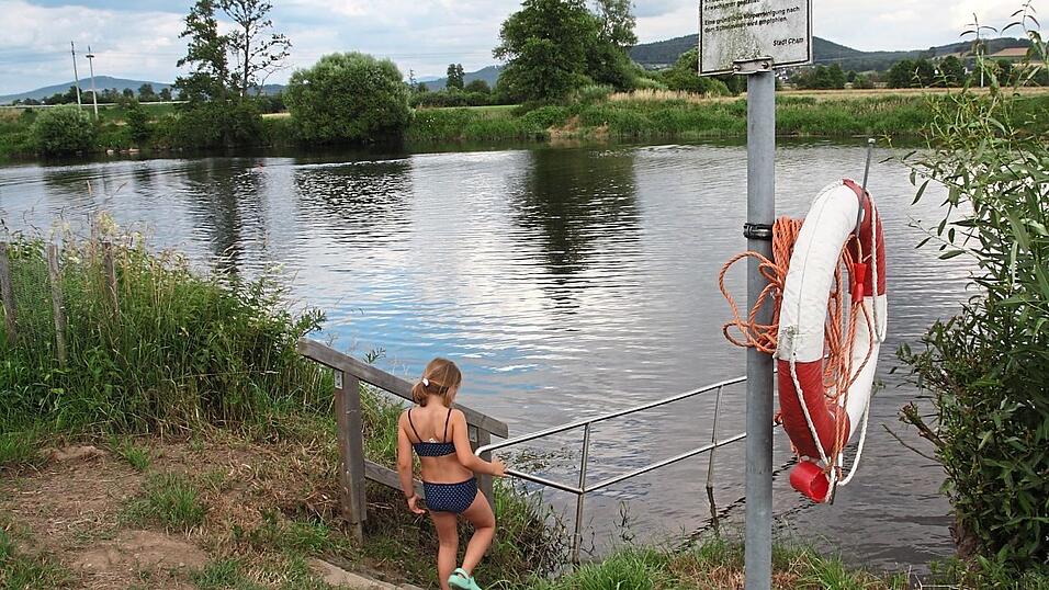 Der Einstieg in den Regen ist bislang über eine Treppe möglich. Künftig soll ein großzügig angelegtes Badeufer den Fluss erlebbar machen. Der Einstieg in den Regen ist bislang über eine Treppe möglich. Künftig soll ein großzügig angelegtes Badeufer den Fluss erlebbar machen.