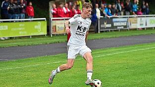 Lams Niklas Maimer hatte mit seinem Tor zum 1:2 in Regensburg die Hoffnung auf einen Punktgewinn genährt.