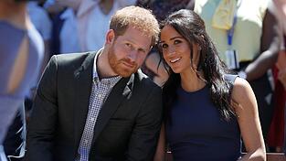 Glamourpaar mit ersten Imagekratzern: Prinz Harry und Herzogin Meghan (Archivfoto) geben sich als Klimaschützer, werden den öffentlich formulierten Ansprüchen allerdings oftmals selbst nicht gerecht. Glamourpaar mit ersten Imagekratzern: Prinz Harry und Herzogin Meghan (Archivfoto) geben sich als Klimaschützer, werden den öffentlich formulierten Ansprüchen allerdings oftmals selbst nicht gerecht.
