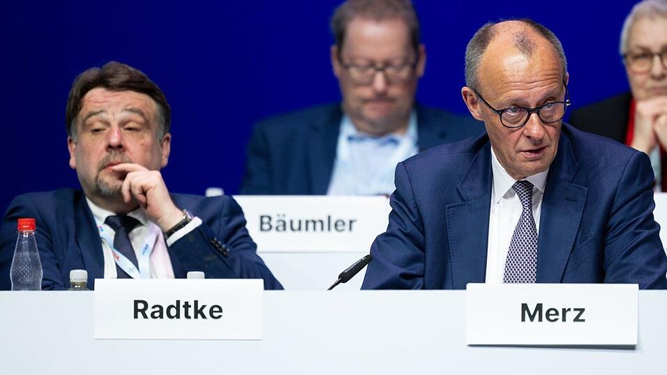 Radtke und Merz - die beiden Protagonisten des CDA-Kongresses. Radtke und Merz - die beiden Protagonisten des CDA-Kongresses.