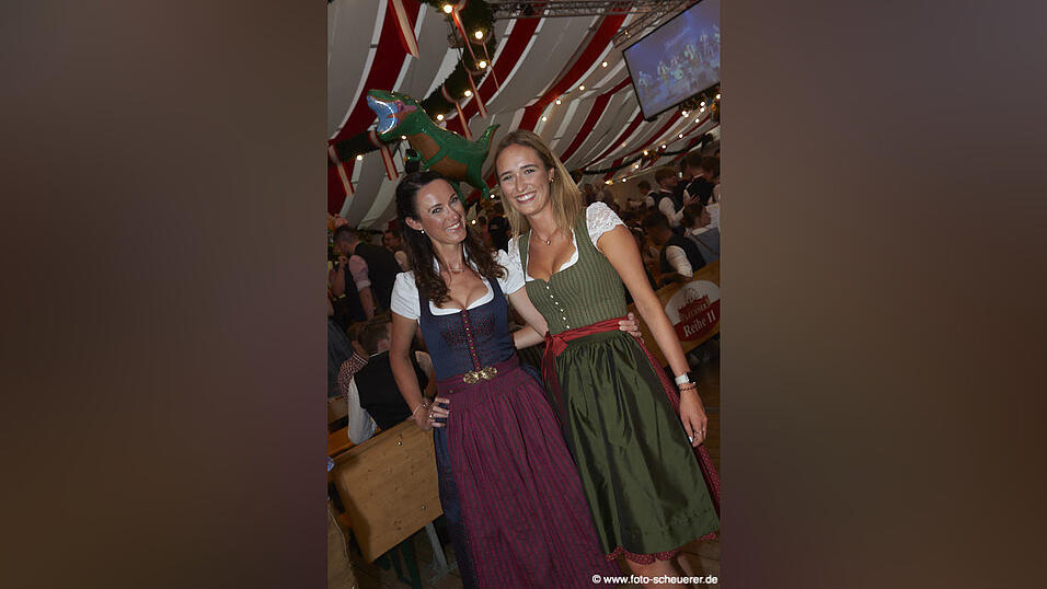 Die Partybilder vom Samstag, 13. August 2022, aus dem Festzelt Lechner.