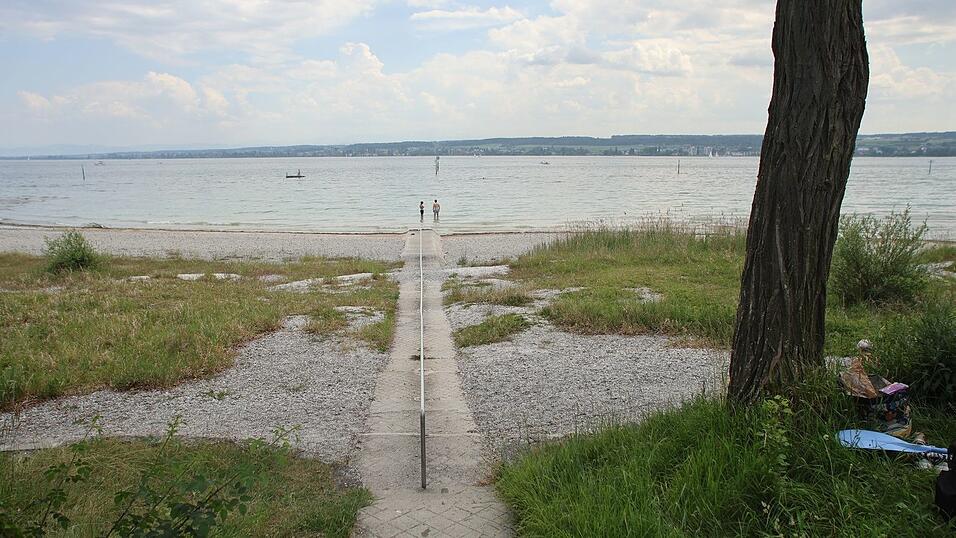 Das Wasser im größten See Deutschlands ist aktuell so niedrig wie selten um diese Jahreszeit. Das Wasser im größten See Deutschlands ist aktuell so niedrig wie selten um diese Jahreszeit.