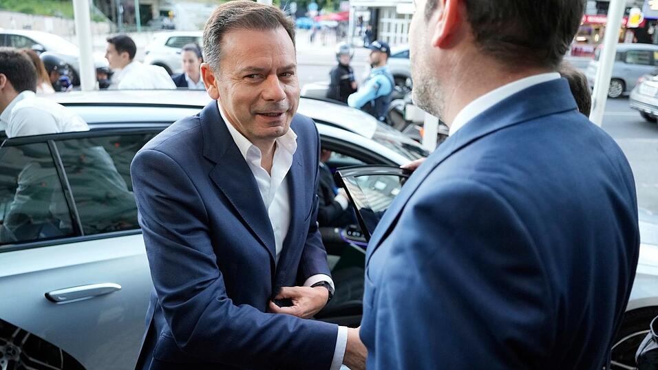 Unter Ministerpräsident Montenegro haben es Migranten in Portugal künftig schwerer. (Archivbild)