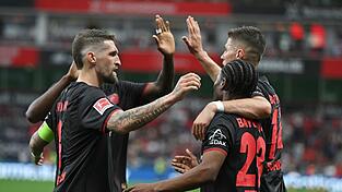 Bayer Leverkusen bejubelte gegen RB Leipzig einen wichtigen Sieg im Kampf um die Champions-League-Teilnahme.
